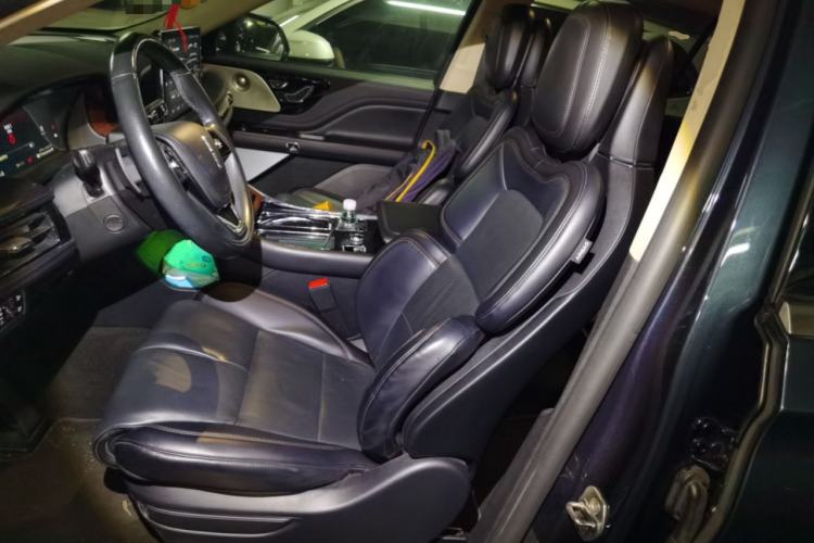 Used Lincoln Aviator 2020 3.0T V6 All-Wheel Drive Executive Version Left Front Seat