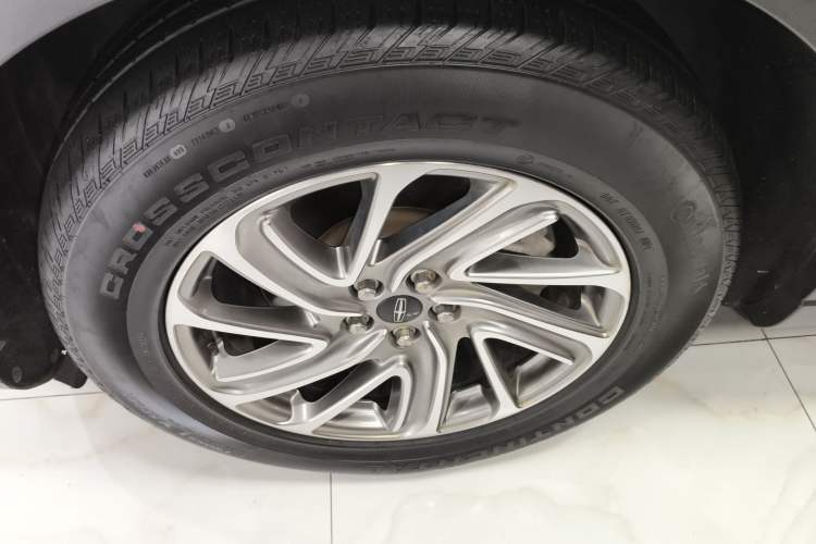 Used Lincoln Aviator 2020 3.0T V6 Four-Wheel Drive Premium Edition Left Front Wheel Hub