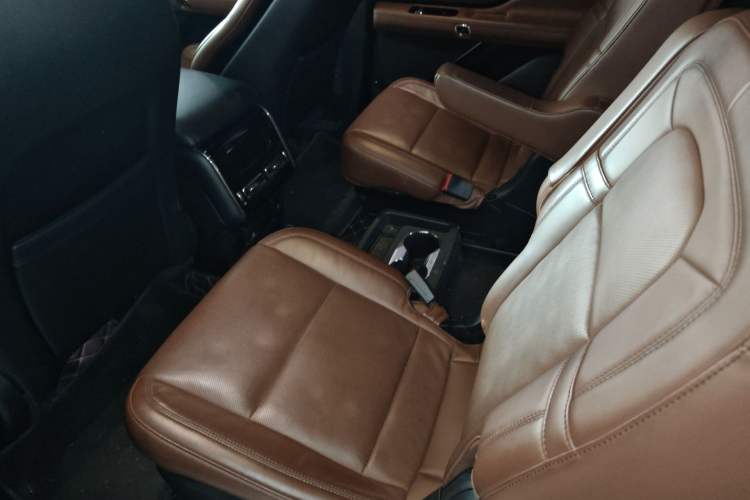 Used Lincoln Aviator 2020 3.0T V6 Four-Wheel Drive Zunya Edition Left Rear Seat