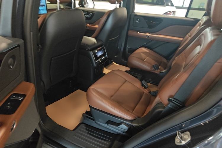Used Lincoln Aviator 2020 3.0T V6 Four-Wheel Drive Zunya Edition Left Rear Seat