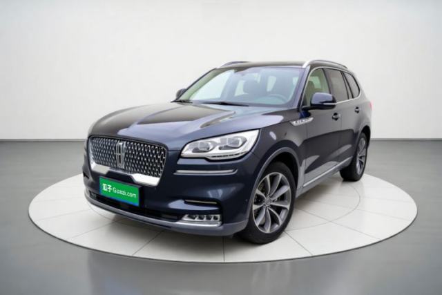 Ojetý Lincoln Aviator 2020 3.0T V6 All-Wheel Drive Executive Version