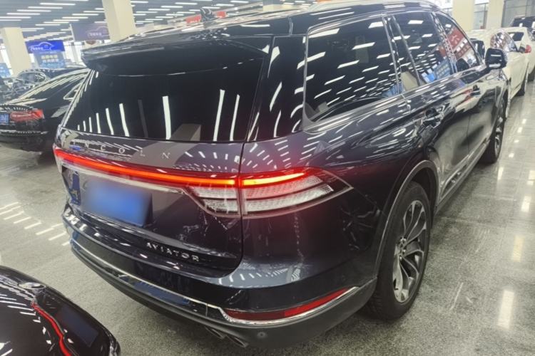 Used Lincoln Aviator 2020 3.0T V6 All-Wheel Drive Executive Version Rear Right 45 Deg