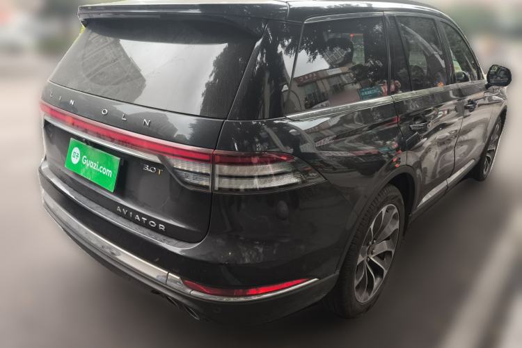 Used Lincoln Aviator 2020 3.0T V6 All-Wheel Drive Executive Version Rear Right 45 Deg