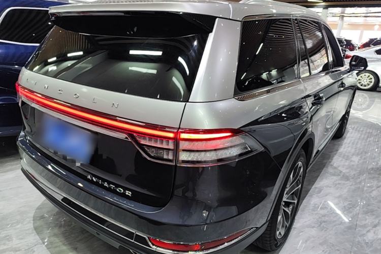 Used Lincoln Aviator 2020 3.0T V6 All-Wheel Drive Executive Version Rear Right 45 Deg