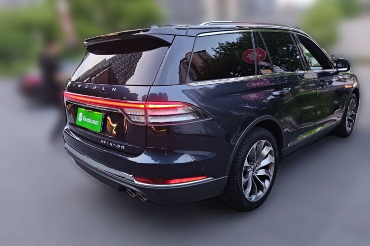 Used Lincoln Aviator 2020 3.0T V6 All-Wheel Drive Executive Version Rear Right 45 Deg