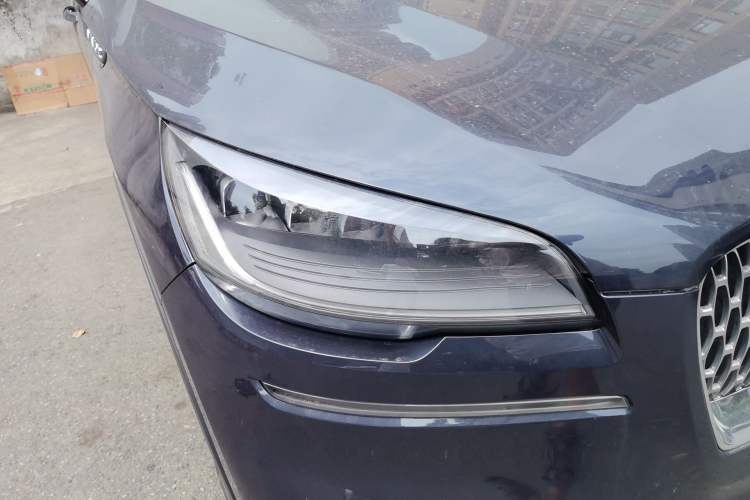 Used Lincoln Aviator 2020 3.0T V6 Four-Wheel Drive Premium Edition Right Front Headlight
