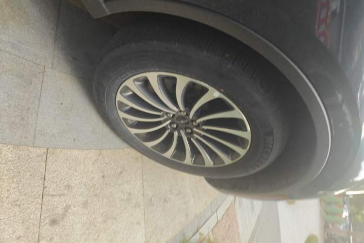 Used Lincoln Aviator 2020 3.0T V6 Four-Wheel Drive Zunya Edition Right Front Wheel Hub