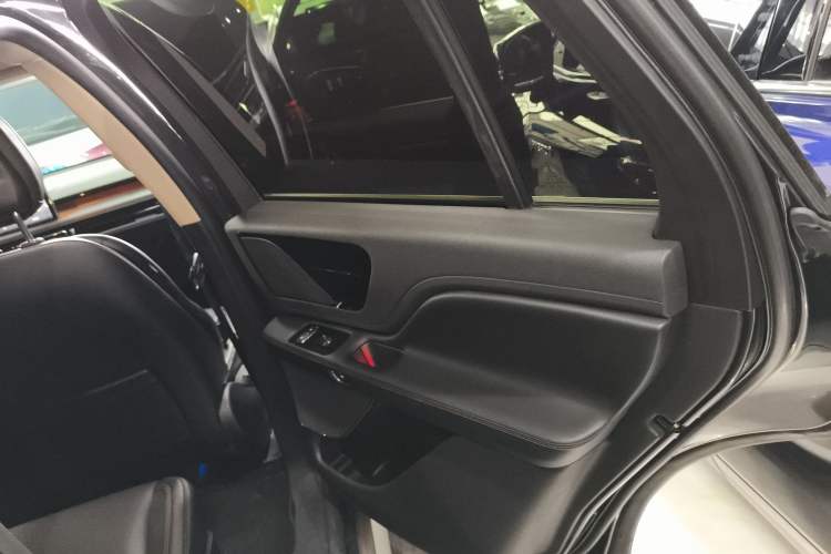 Used Lincoln Aviator 2020 3.0T V6 Four-Wheel Drive Premium Edition Right Rear Door Interior