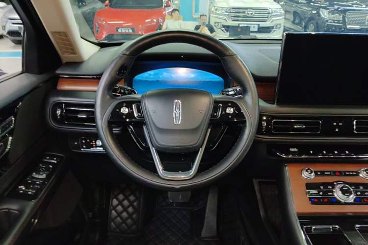 Used Lincoln Aviator 2020 3.0T V6 Four-Wheel Drive Premium Edition Steering Wheel
