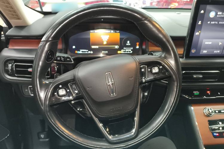 Used Lincoln Aviator 2020 3.0T V6 Four-Wheel Drive Premium Edition Steering Wheel