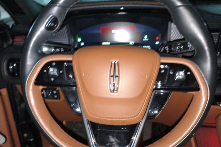 Used Lincoln Aviator 2020 3.0T V6 Four-Wheel Drive Presidential Edition Steering Wheel