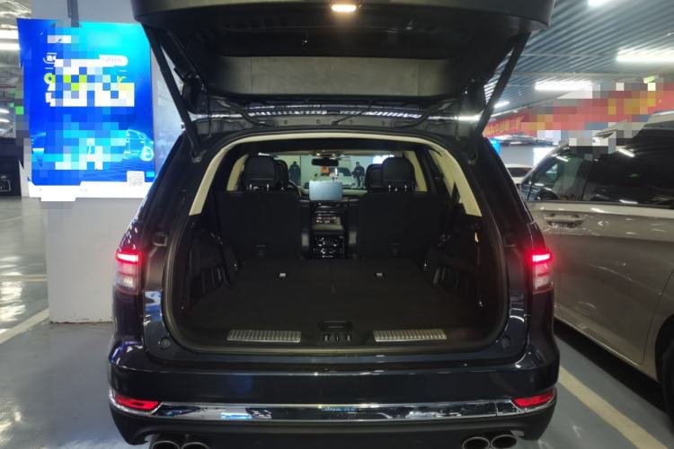 Used Lincoln Aviator 2020 3.0T V6 Four-Wheel Drive Premium Edition Trunk