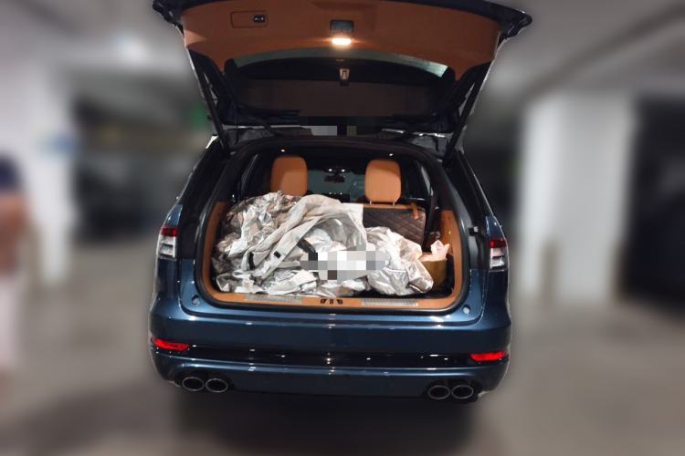 Used Lincoln Aviator 2020 3.0T V6 Four-Wheel Drive Presidential Edition Trunk