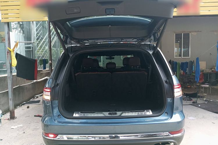 Used Lincoln Aviator 2020 3.0T V6 All-Wheel-Drive Luxury Edition Trunk