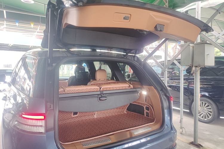Used Lincoln Aviator 2020 3.0T V6 Four-Wheel Drive Presidential Edition Trunk