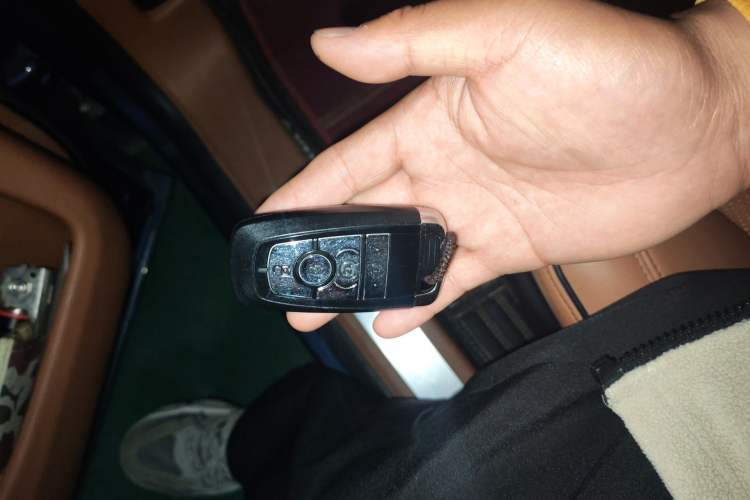 Used Lincoln Aviator 2020 3.0T V6 Four-Wheel Drive Presidential Edition Vehicle Key