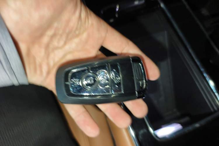 Used Lincoln Aviator 2020 3.0T V6 Four-Wheel Drive Presidential Edition Vehicle Key