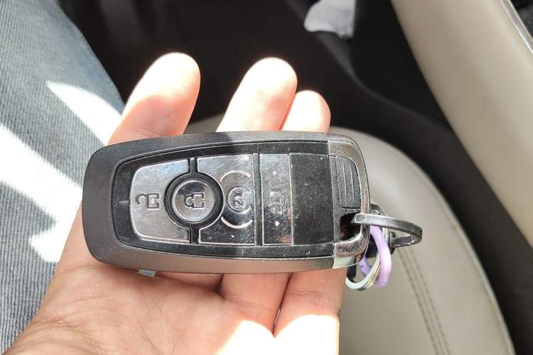 Used Lincoln Aviator 2020 3.0T V6 Four-Wheel Drive Zunya Edition Vehicle Key