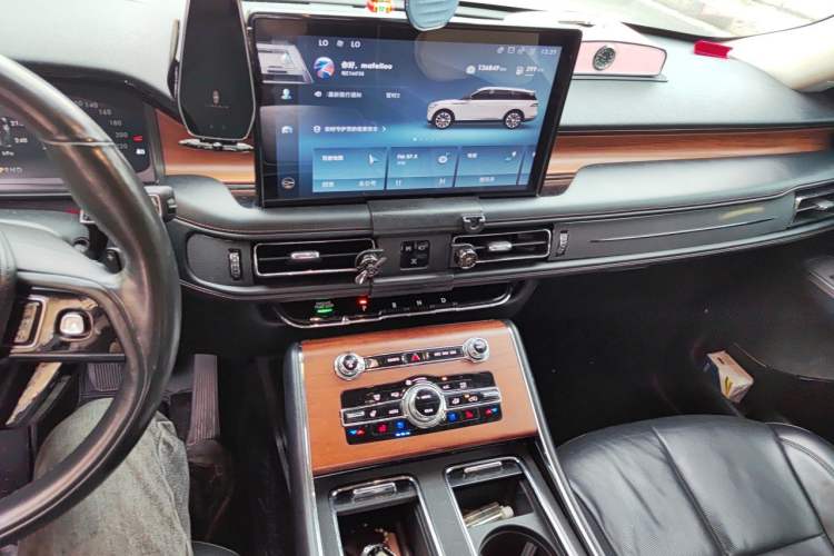 Used Lincoln Aviator 2020 3.0T V6 Four-Wheel Drive Premium Edition Audio And AC Panel