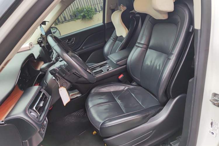 Used Lincoln Aviator 2020 3.0T V6 Four-Wheel Drive Premium Edition Left Front Seat