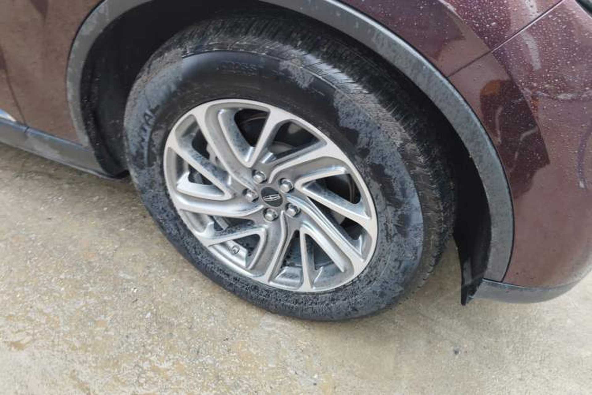 Used Lincoln Aviator 2020 3.0T V6 Four-Wheel Drive Premium Edition Right Front Wheel Hub