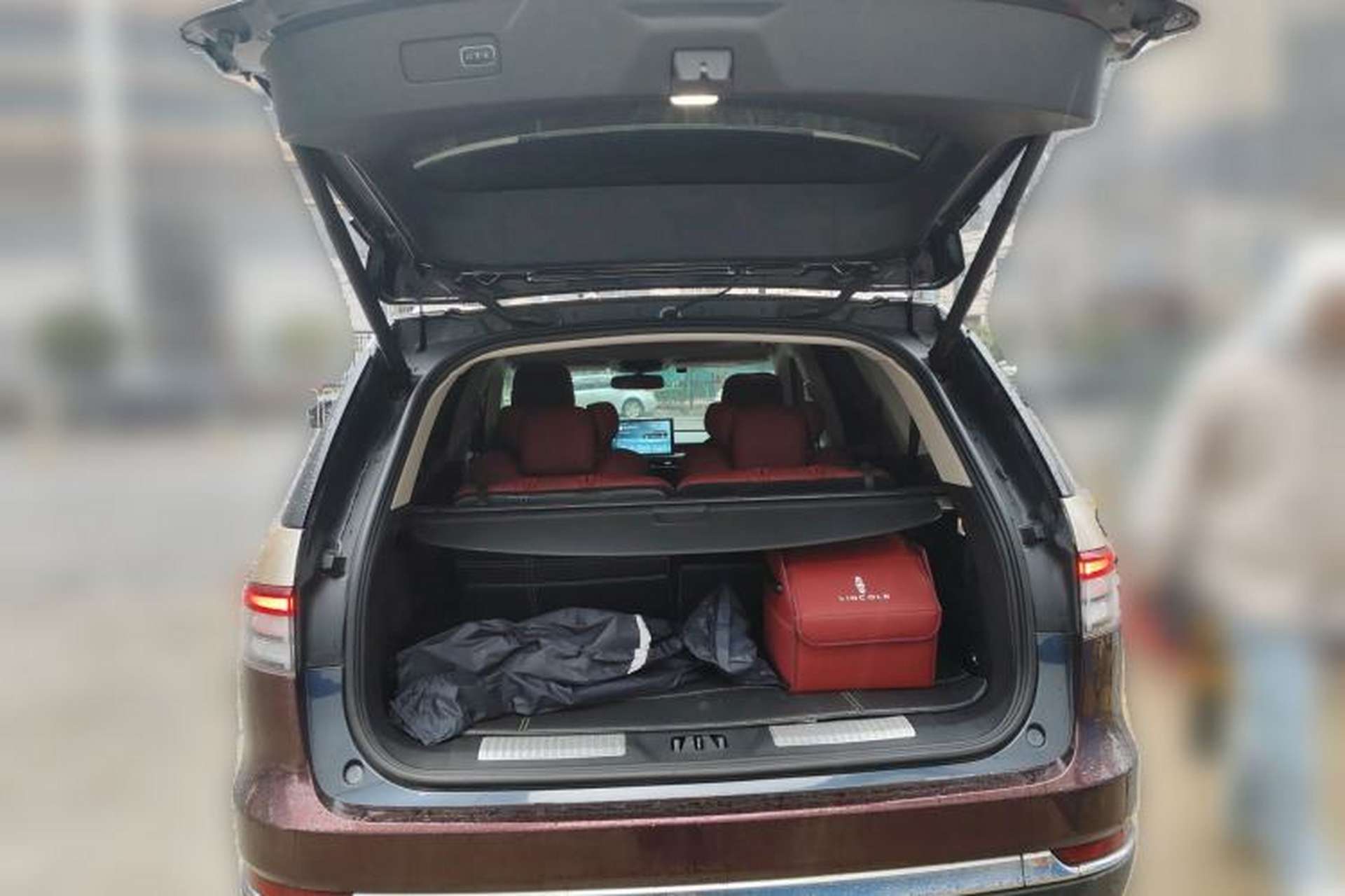 Used Lincoln Aviator 2020 3.0T V6 Four-Wheel Drive Premium Edition Trunk