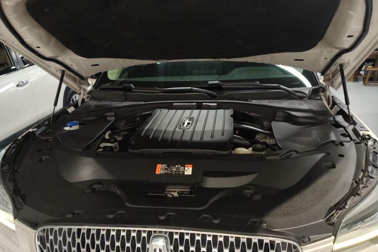 Used Lincoln Aviator 2020 3.0T V6 Four-Wheel Drive Premium Edition Engine Bay