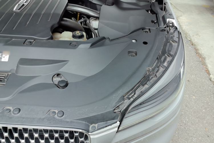 Used Lincoln Aviator 2020 3.0T V6 Four-Wheel Drive Premium Edition Engine Bay Left