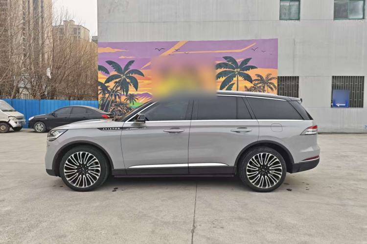 Used Lincoln Aviator 2020 3.0T V6 Four-Wheel Drive Premium Edition Exterior 4