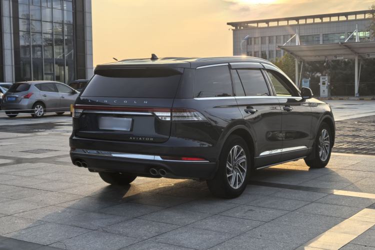 Used Lincoln Aviator 2020 3.0T V6 Four-Wheel Drive Premium Edition Exterior 4