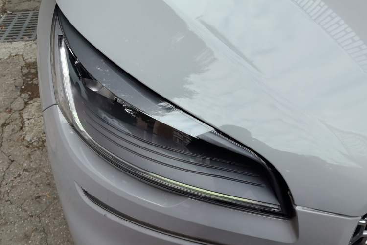 Used Lincoln Aviator 2020 3.0T V6 Four-Wheel Drive Premium Edition Right Front Headlight