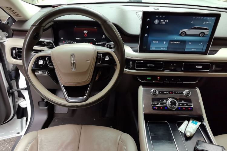 Used Lincoln Aviator 2020 3.0T V6 Four-Wheel Drive Premium Edition Steering Wheel