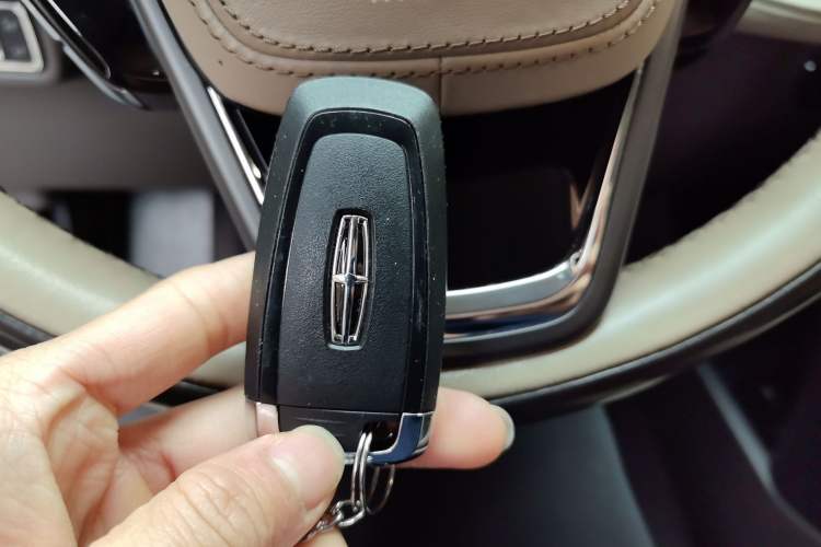 Used Lincoln Aviator 2020 3.0T V6 Four-Wheel Drive Premium Edition Vehicle Key