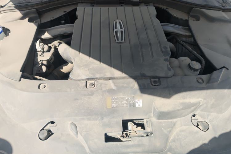 Used Lincoln Aviator 2020 3.0T V6 All-Wheel Drive Executive Version Engine Bay