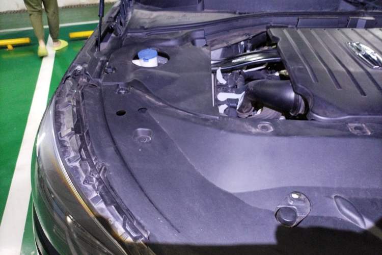 Used Lincoln Aviator 2020 3.0T V6 Four-Wheel Drive Premium Edition Engine Bay Right