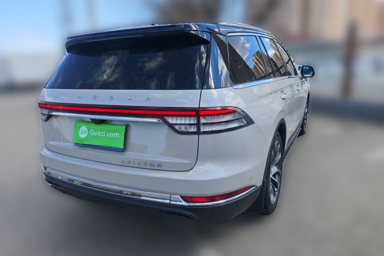 Used Lincoln Aviator 2020 3.0T V6 All-Wheel Drive Executive Version Rear Right 45 Deg