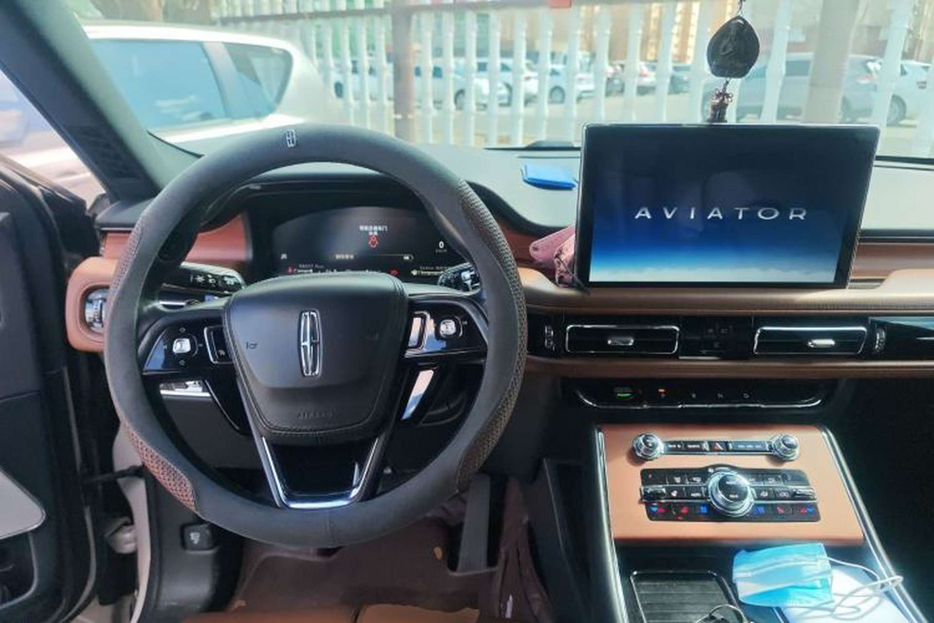 Used Lincoln Aviator 2020 3.0T V6 All-Wheel Drive Executive Version Steering Wheel