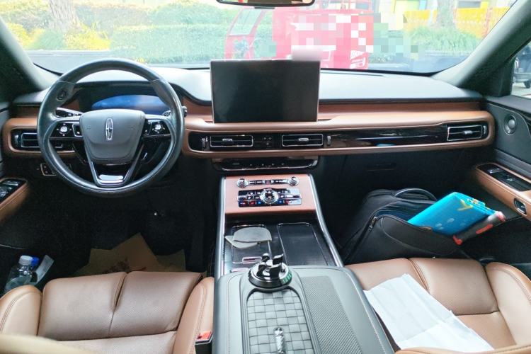 Used Lincoln Aviator 2020 3.0T V6 Four-Wheel Drive Zunya Edition Center Console