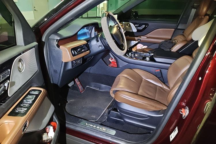 Used Lincoln Aviator 2020 3.0T V6 All-Wheel Drive Executive Version Driver Seat