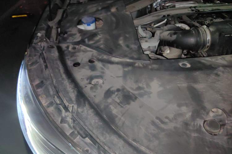 Used Lincoln Aviator 2020 3.0T V6 All-Wheel-Drive Luxury Edition Engine Bay Right
