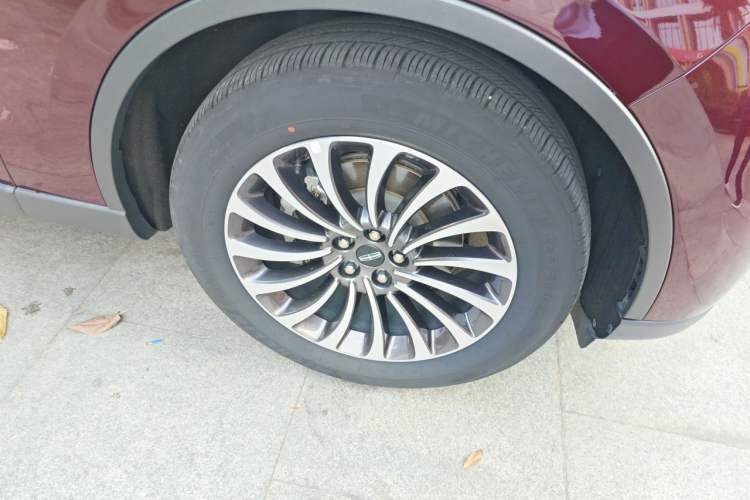 Used Lincoln Aviator 2020 3.0T V6 Four-Wheel Drive Zunya Edition Right Front Wheel Hub
