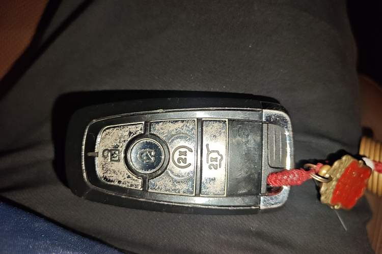 Used Lincoln Aviator 2020 3.0T V6 All-Wheel Drive Executive Version Vehicle Key