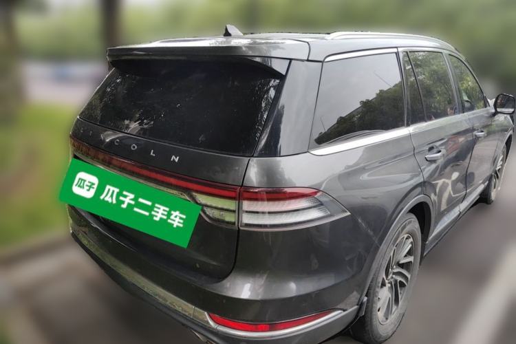 Used Lincoln Aviator 2020 3.0T V6 All-Wheel-Drive Premium Edition Rear Right 45 Deg