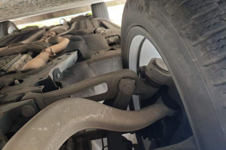 Used Lincoln Aviator 2020 3.0T V6 All-Wheel Drive Executive Version Chassis Front Right