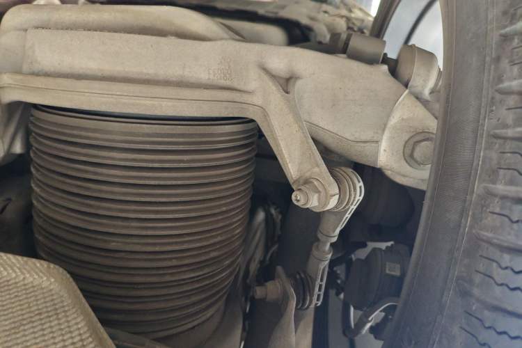 Used Lincoln Aviator 2020 3.0T V6 All-Wheel Drive Executive Version Chassis Rear Left