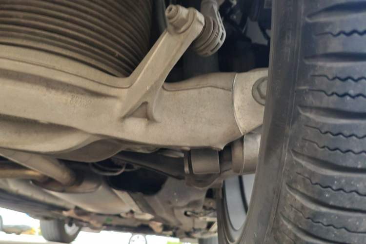 Used Lincoln Aviator 2020 3.0T V6 All-Wheel Drive Executive Version Chassis Rear Right