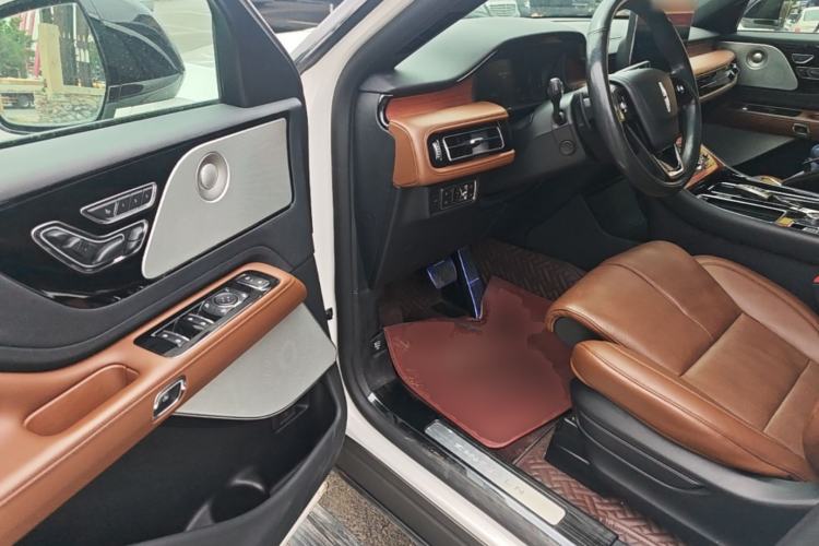 Used Lincoln Aviator 2020 3.0T V6 All-Wheel Drive Executive Version Driver Seat