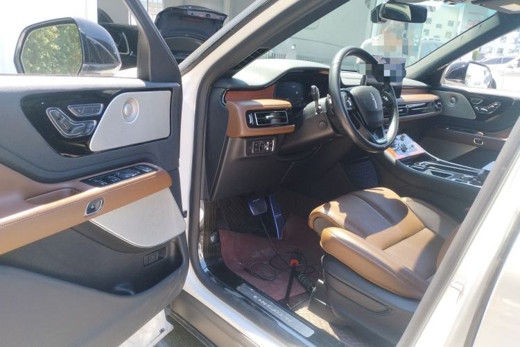Used Lincoln Aviator 2020 3.0T V6 All-Wheel Drive Executive Version Driver Seat
