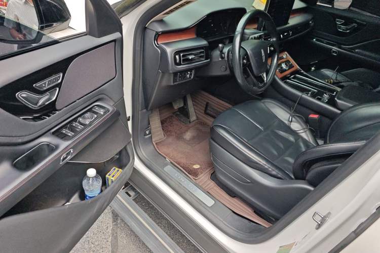 Used Lincoln Aviator 2020 3.0T V6 Four-Wheel Drive Premium Edition Driver Seat