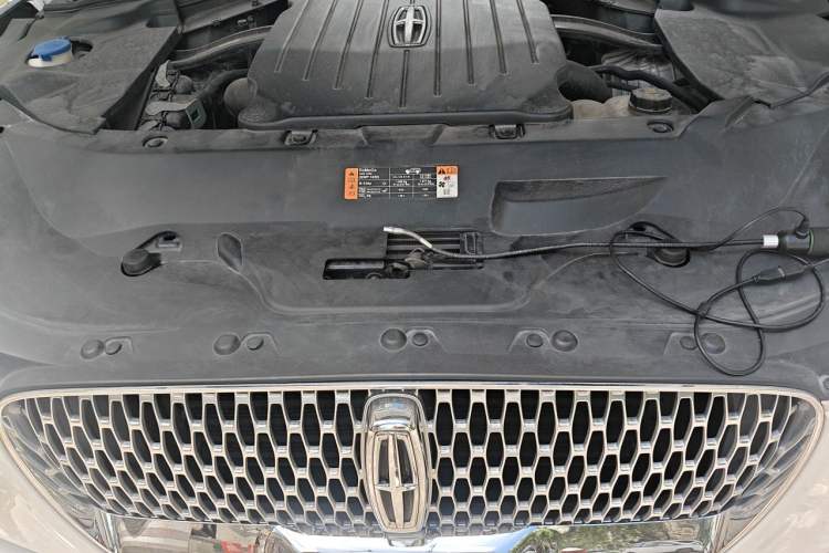Used Lincoln Aviator 2020 3.0T V6 Four-Wheel Drive Zunya Edition Engine Bay